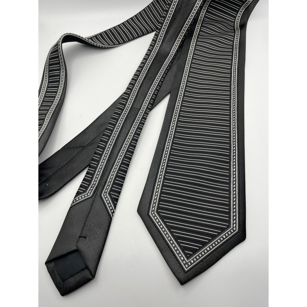 Hugo Boss Silk Tie Charcoal Grey Black Striped Geometric Made in Italy 3" Width